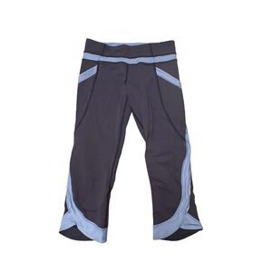 Lululemon Run Inspire Crop II Size 6 Cadet Blue Lullaby Zip Pocket Luxtreme Mesh